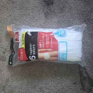 Hanes tag less briefs